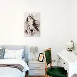 Anna's Super Cozy Flat, With A/c, High Speed Wifi, Near The And Public Transport Côme