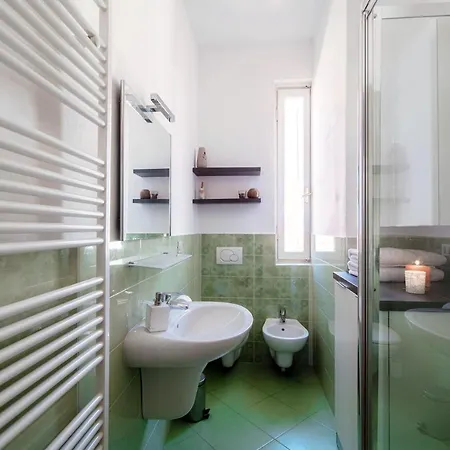 Anna's Super Cozy Flat, With A/c, High Speed Wifi, Near The And Public Transport