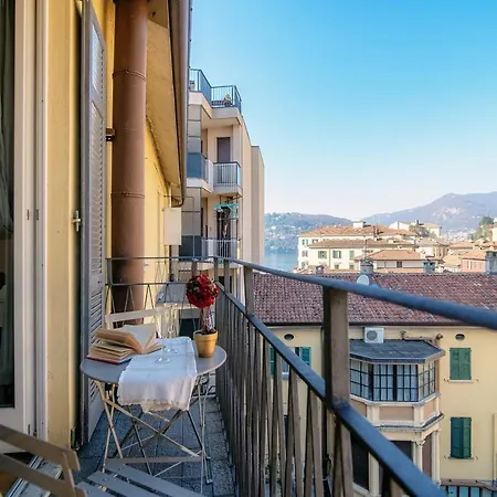 Anna's Super Cozy Flat, With A/c, High Speed Wifi, Near The And Public Transport Appartement Como