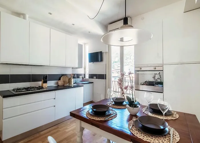 Anna's Super Cozy Flat, With A/c, High Speed Wifi, Near The And Public Transport *